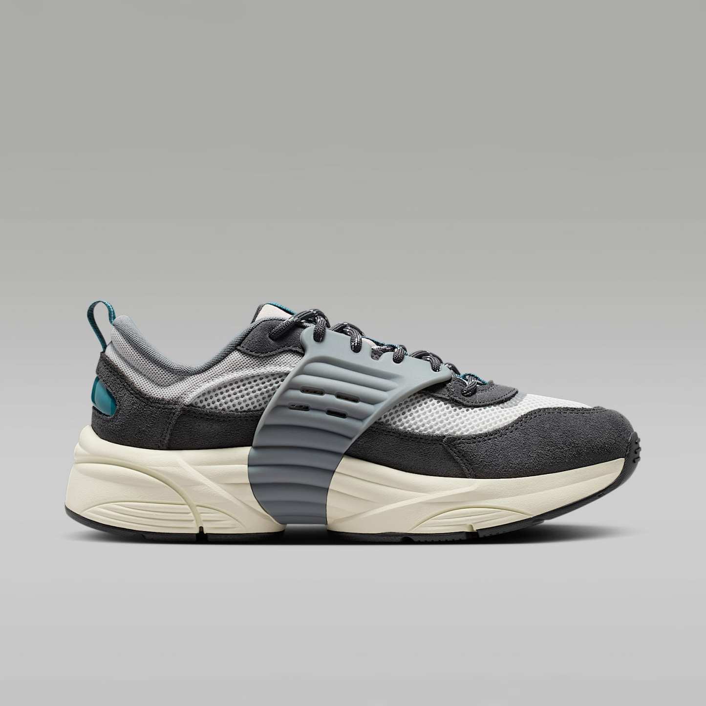Jordan Trunner O/S Schuhe (Herren) – Photon Dust/Anthracite/Cool Grey/Ash Green