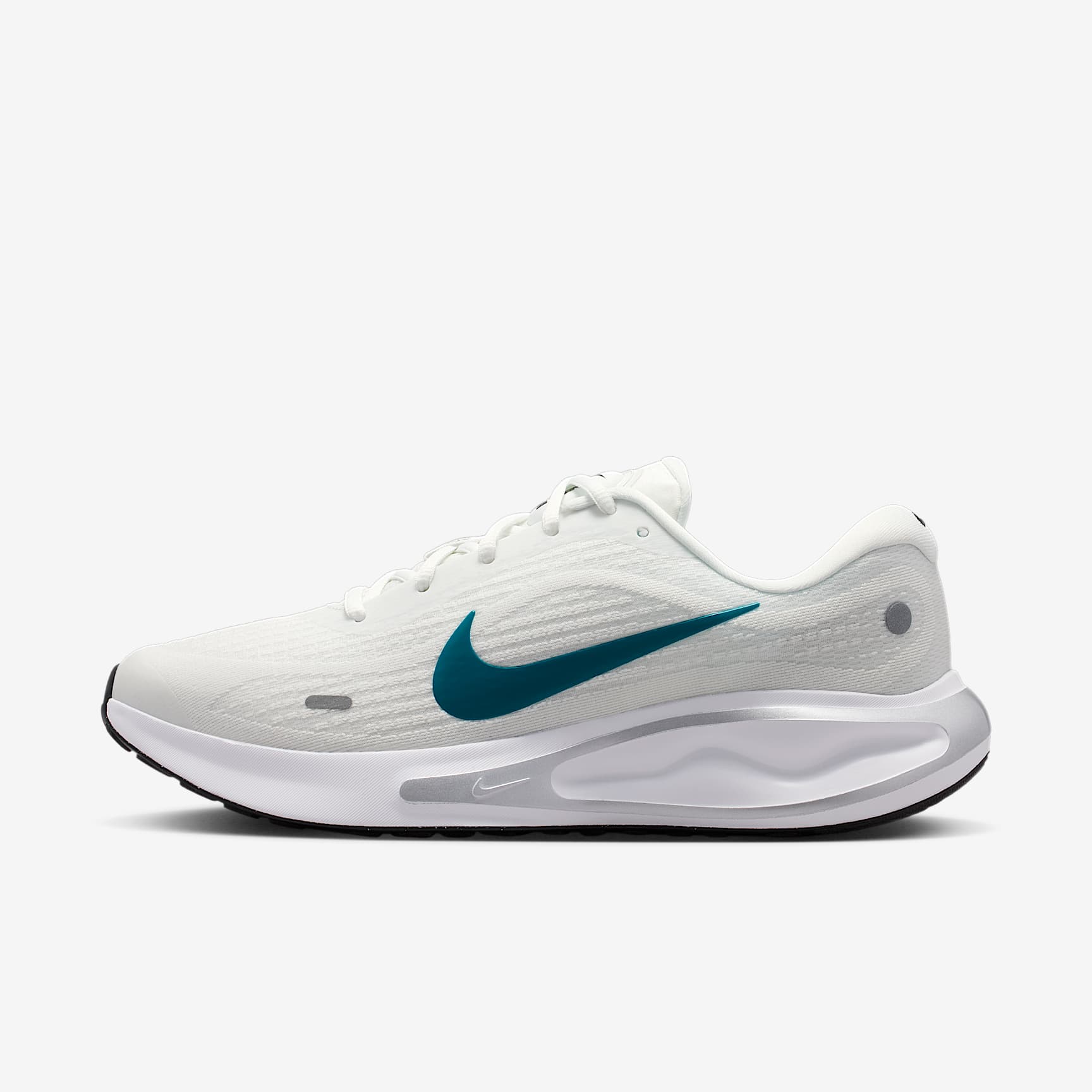Nike Journey Run Straßenlaufschuh (Herren) – Summit White/Schwarz/Metallic Silver/Bright Spruce