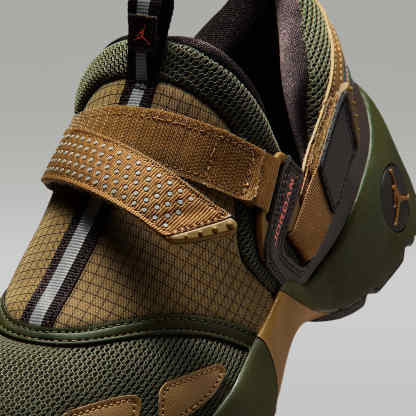 Jordan Trunner LX Schuh (Damen) – Brown Kelp/Cargo Khaki/Velvet Brown/Wild Mango