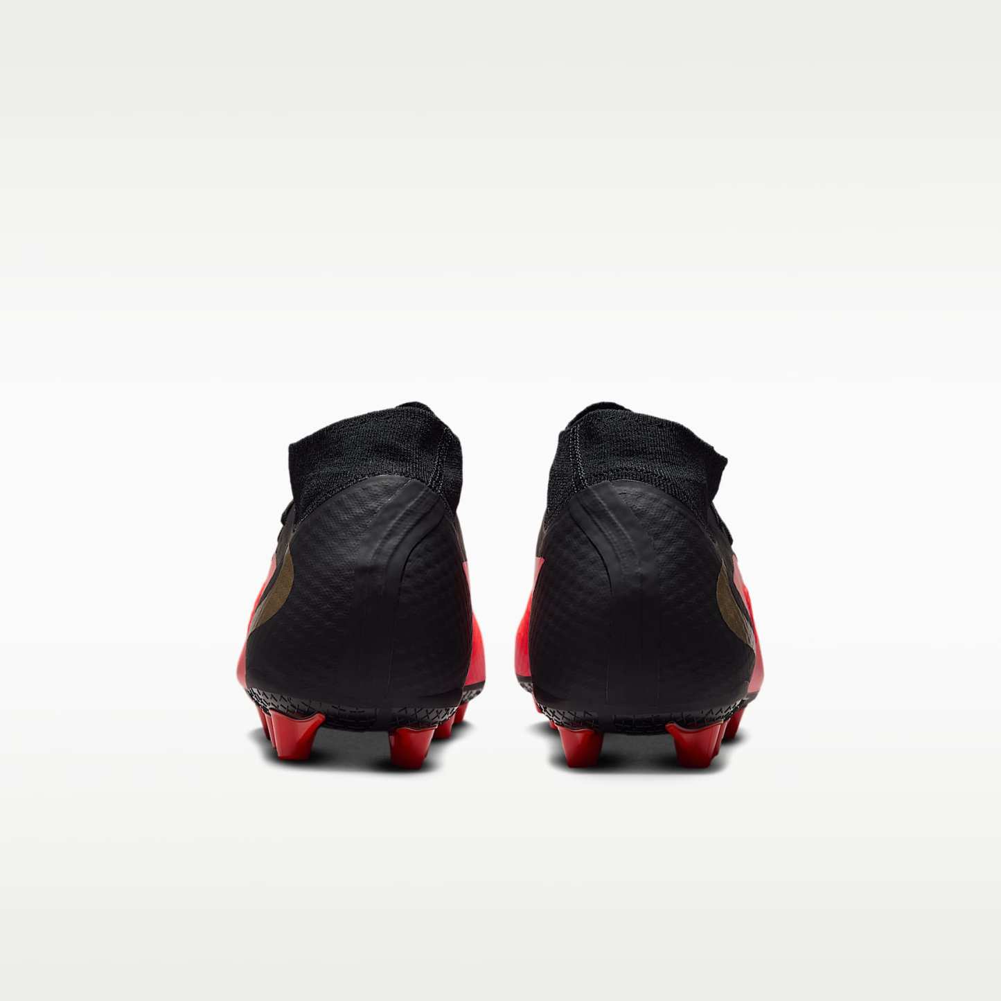 Nike Phantom 6 High Academy Fußballschuh für Kunstrasen – Bright Crimson/Schwarz/Blur