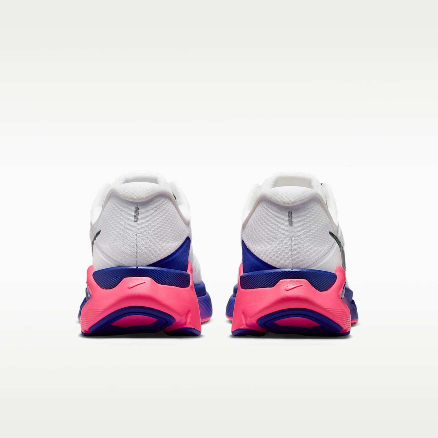 Nike Structure Plus SE Straßenlaufschuh (Damen) – Weiß/Concord/Hyper Pink/Anthracite