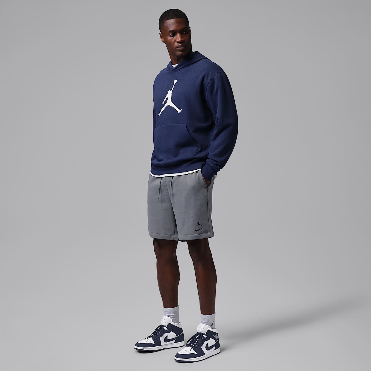 Air Jordan 1 Mid Schuh (Herren) – Obsidian/Weiß/Grey Fog/Obsidian