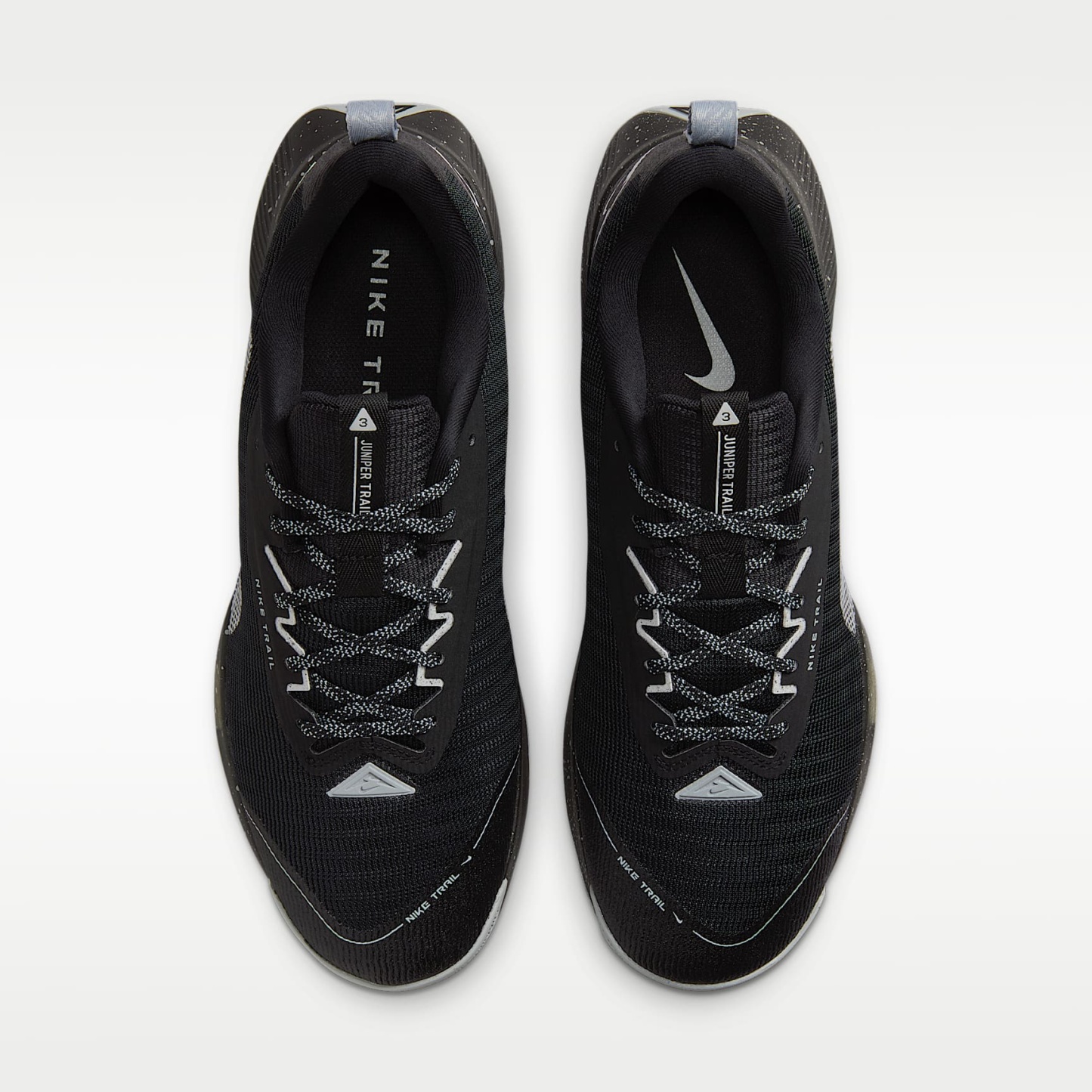Nike Juniper Trail 3 Traillaufschuh (Herren) – Schwarz/Wolf Grey/Photon Dust/Schwarz