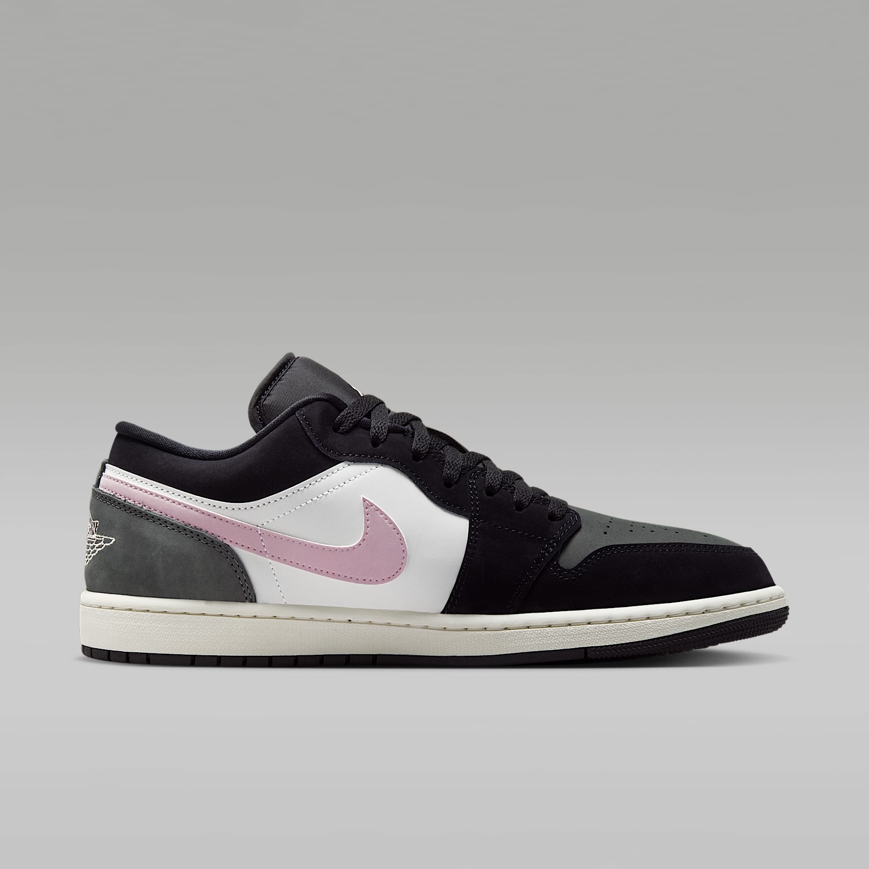 Air Jordan 1 Low SE Herrenschuh – Schwarz/Iron Grey/Weiß/Iced Carmine