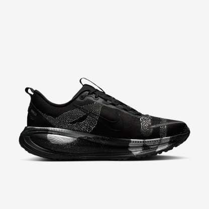 Nike Vomero 18 Straßenlaufschuh (Herren) – Iron Grey/Light Smoke Grey/Schwarz