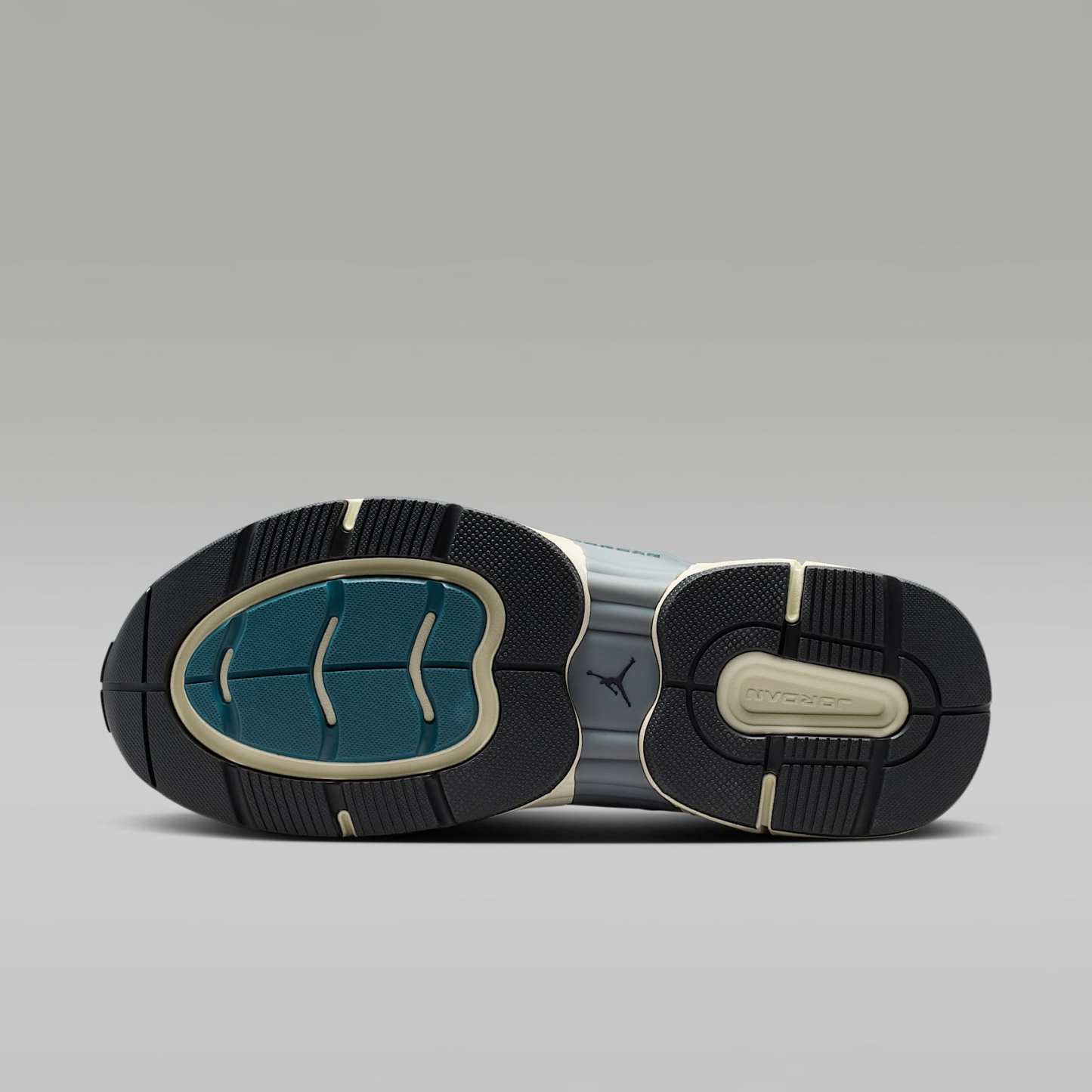 Jordan Trunner O/S Schuhe (Herren) – Photon Dust/Anthracite/Cool Grey/Ash Green