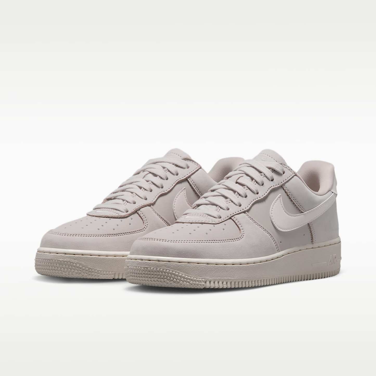 Nike Air Force 1 Retro Premium Damenschuhe – Light Bone/Sail