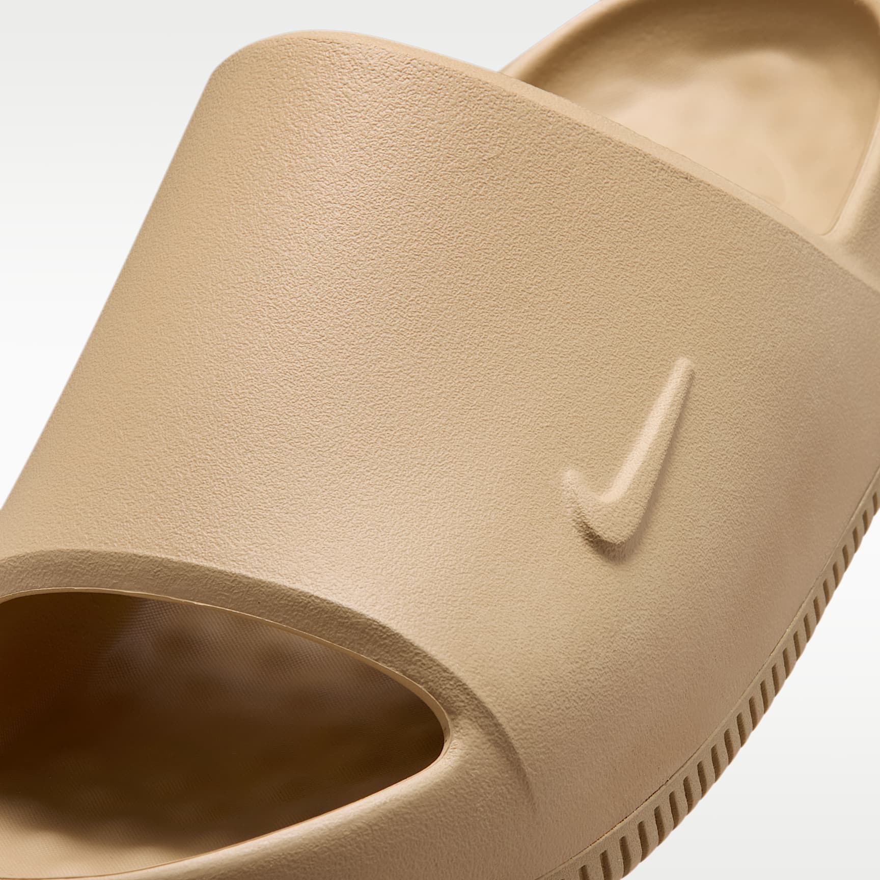 Nike Calm 2.0 Slides (Herren) – Linen/Linen/Linen