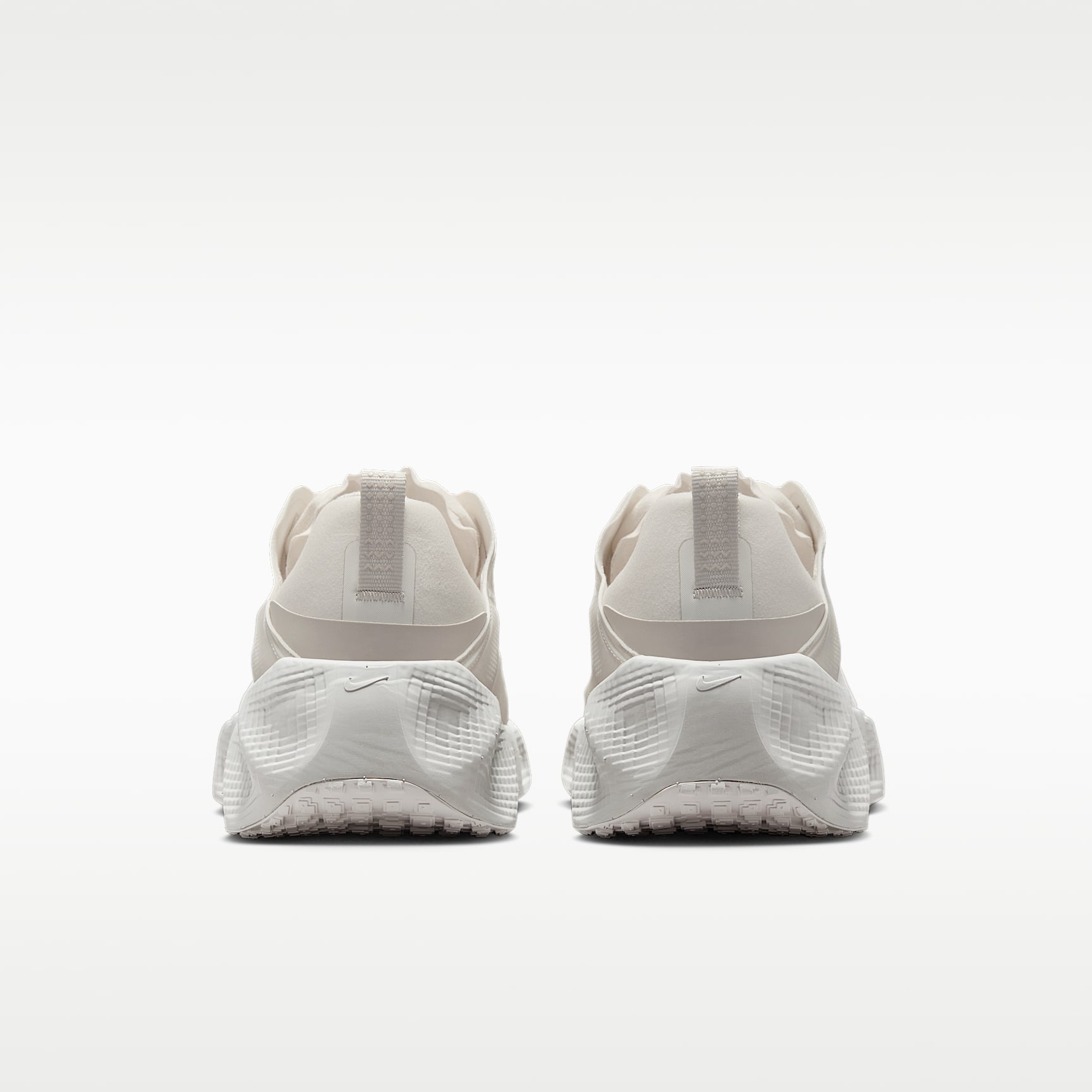 Nike Ava Rover Schuh – Phantom/Phantom/Phantom/Light Bone
