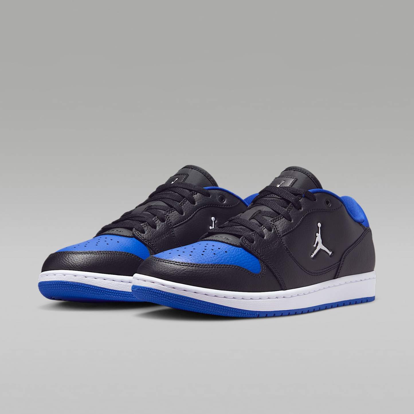 Jordan Court Connect Low Herrenschuhe – Schwarz/Game Royal/Weiß