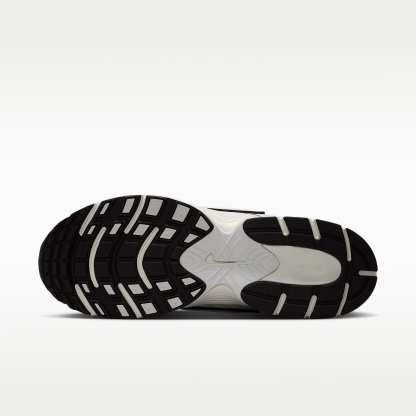 Nike V5 RNR Schuh (Herren) – Sail/Schwarz/Vast Grey/Sail