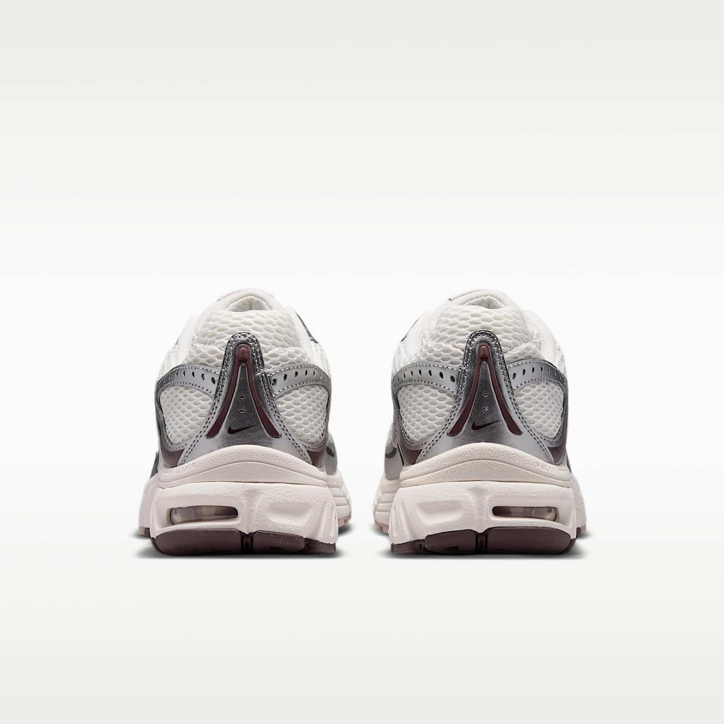 Nike Air Max Moto 2K Schuh (Damen) – Phantom/Metallic Silver/Particle Pink/Tattoo
