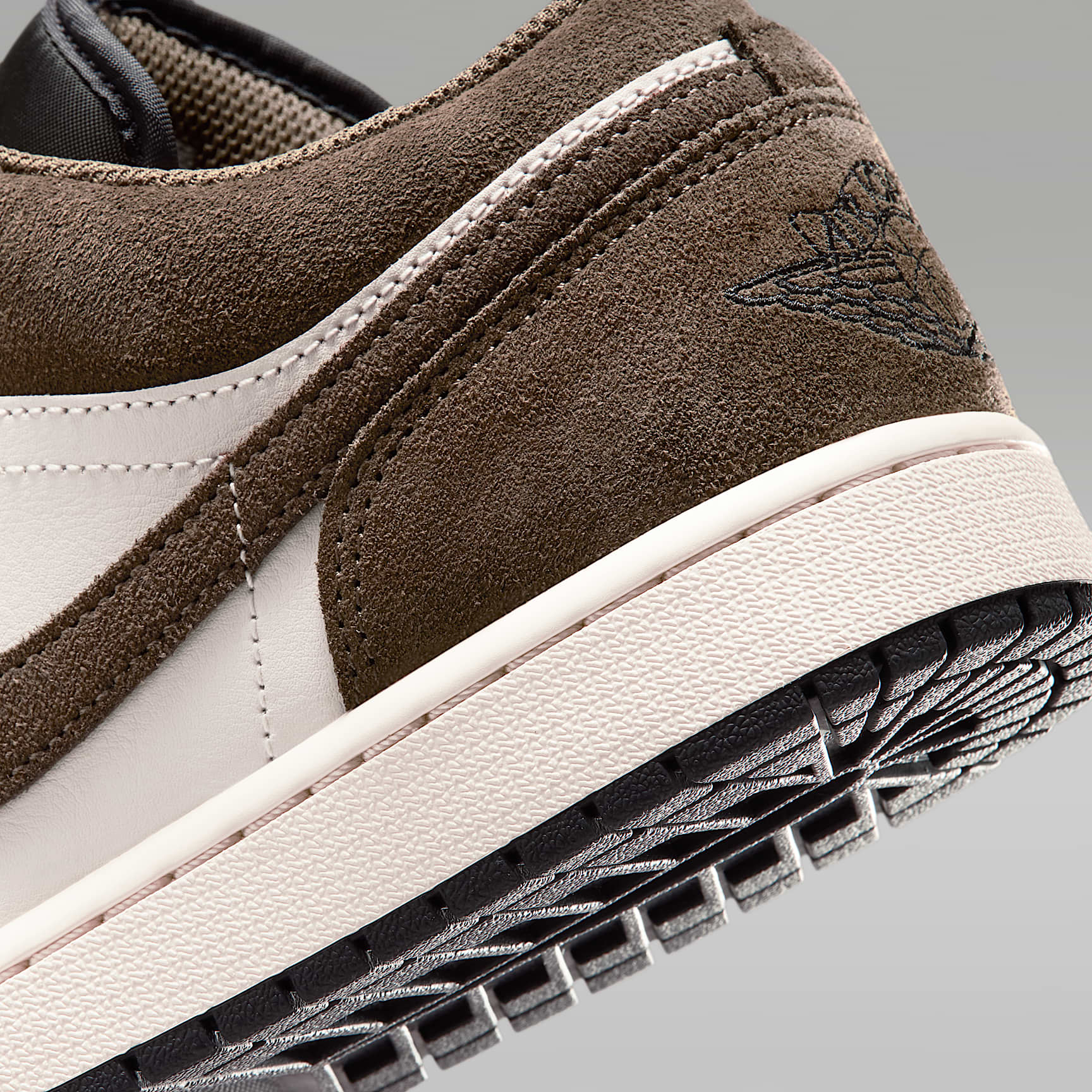 Air Jordan 1 Low Herrenschuh – Palomino/Phantom/Sail/Schwarz