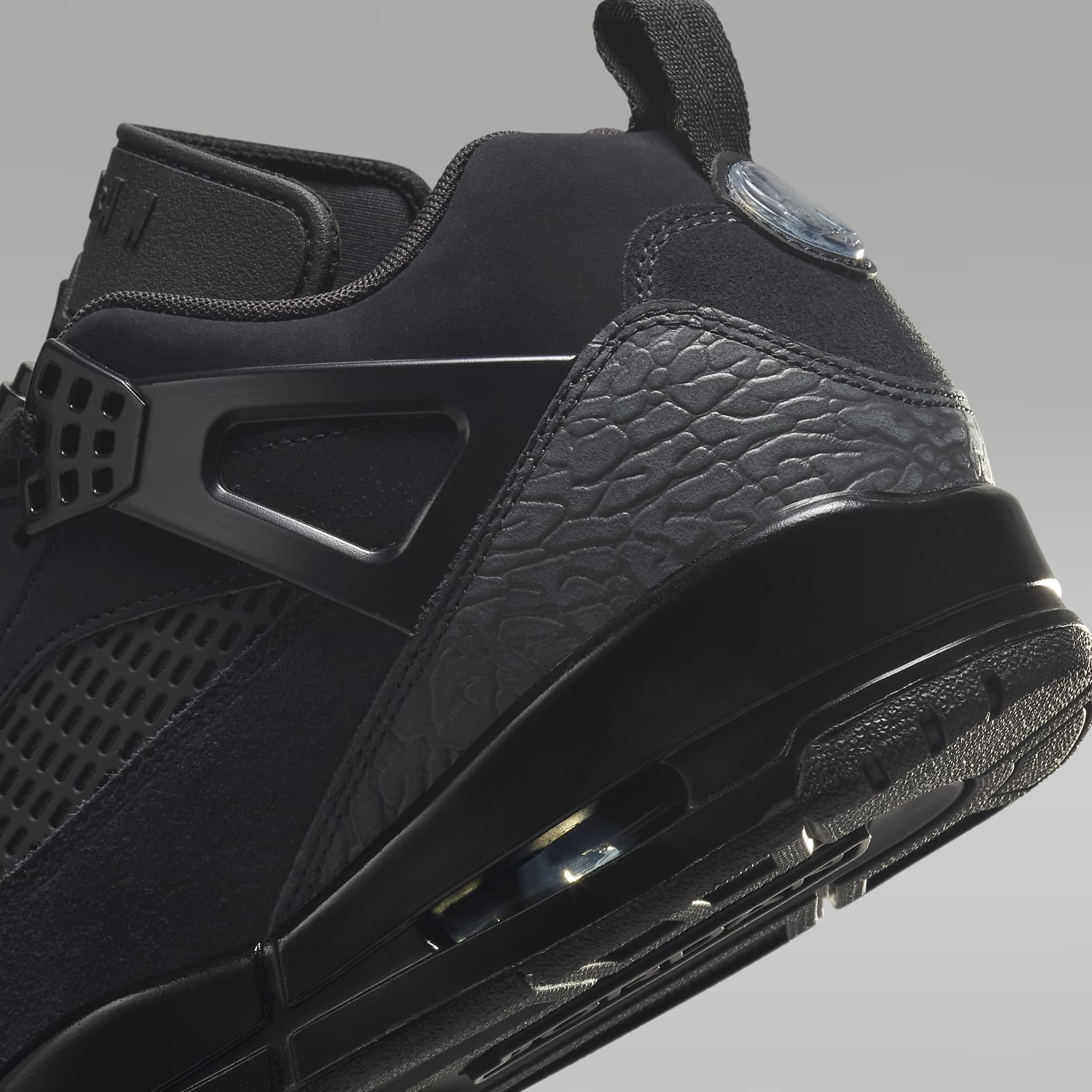 Jordan Spizike Low Herrenschuh – Schwarz/Anthracite/Schwarz