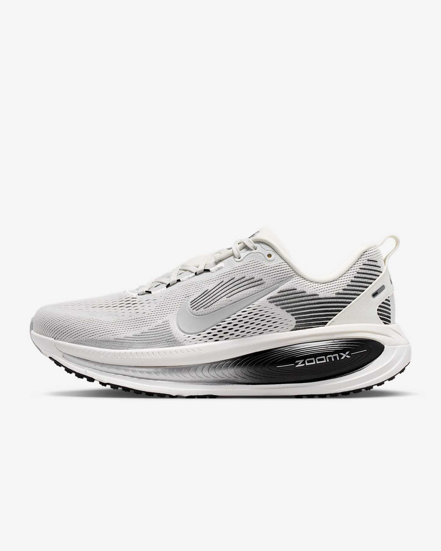 Nike Vomero 18 Straßenlaufschuh (Herren) – Summit White/Schwarz/Off White/Metallic Silver