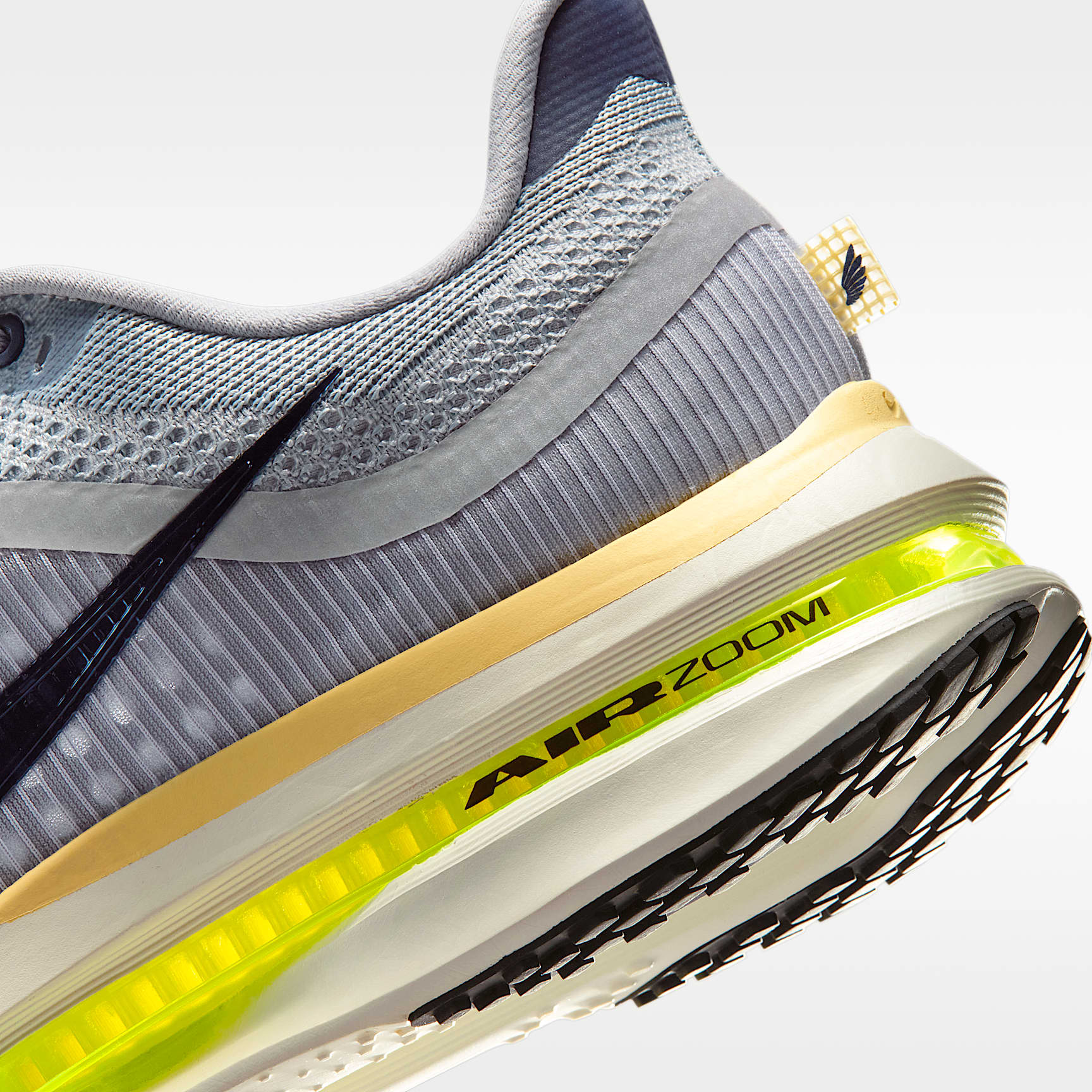 Nike Pegasus Premium Straßenlaufschuh (Herren) – Wolf Grey/Pewter/Sail/Midnight Navy