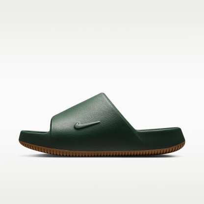 Nike Calm 2.0 Slides (Herren) – Fir/Gum Medium Brown