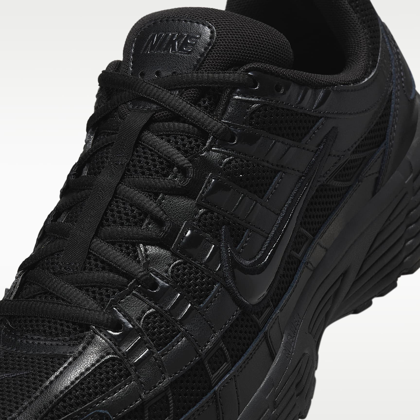 Nike P-6000 Schuh – Schwarz/Schwarz