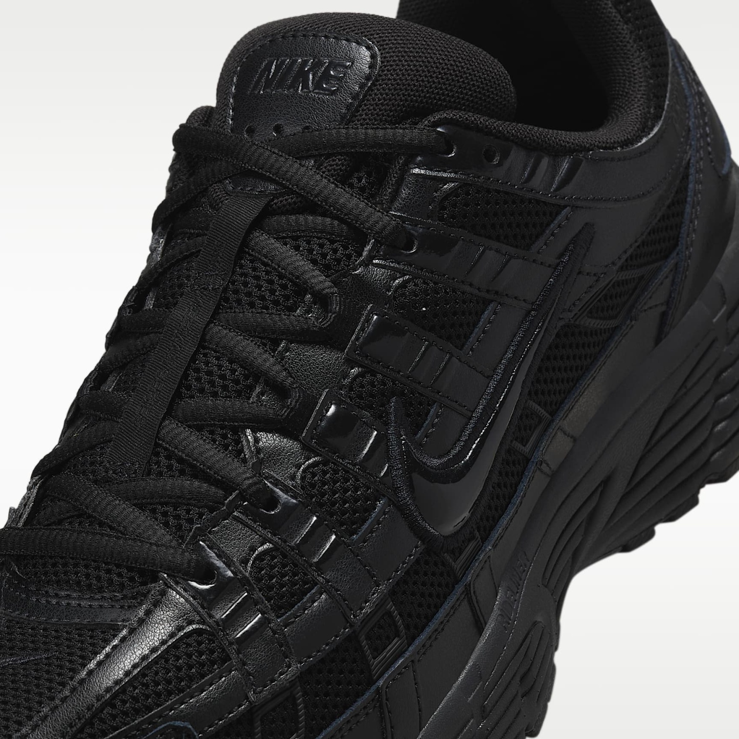 Nike P-6000 Schuh – Schwarz/Schwarz