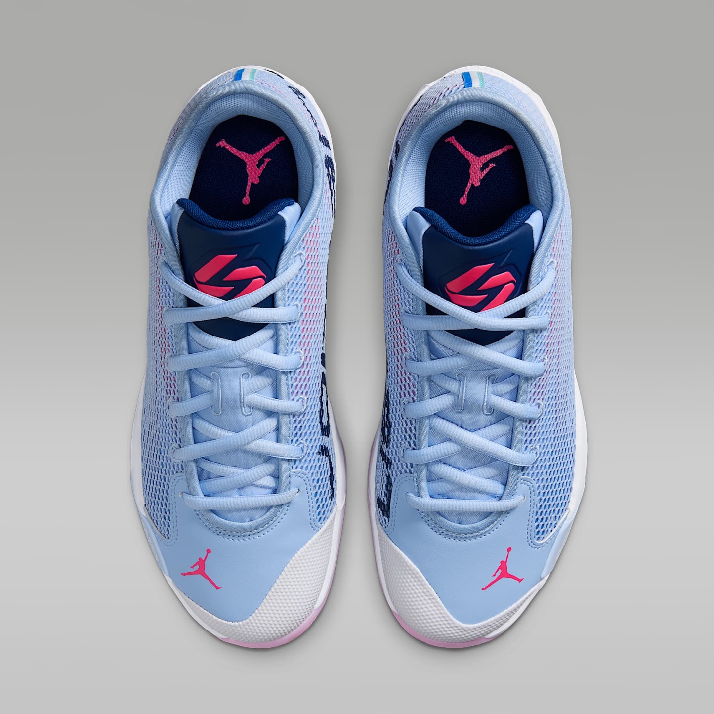 Luka 77 Basketballschuh – Light Marine/Blue Void/Weiß/Hyper Pink