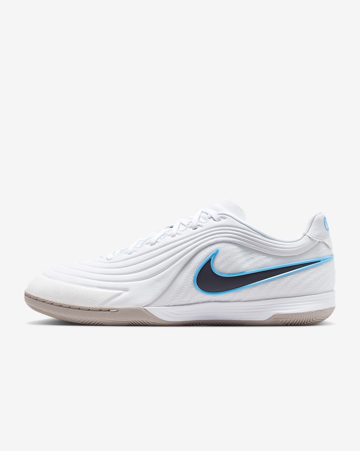 Nike Tiempo Reactgato Low Top Fußballschuh für Hallen- und Hartplätze – Weiß/Shimmer