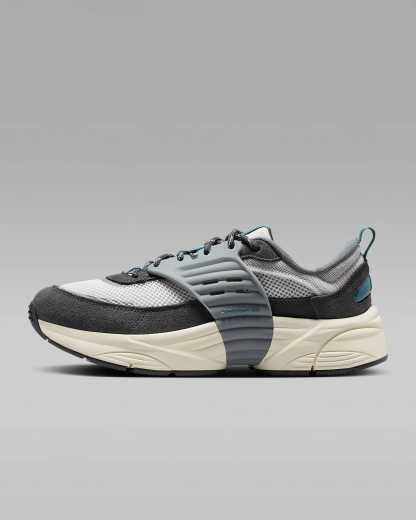 Jordan Trunner O/S Schuhe (Herren) – Photon Dust/Anthracite/Cool Grey/Ash Green