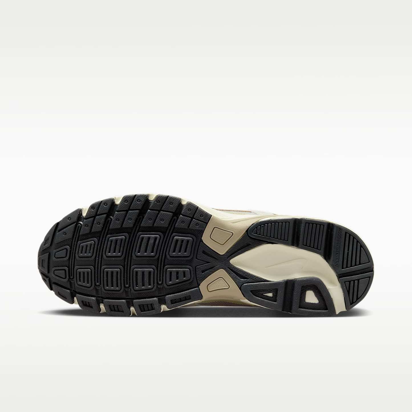 Nike Initiator Schuh (Herren) – Light Bone/Limestone/Olive Aura/Cargo Khaki