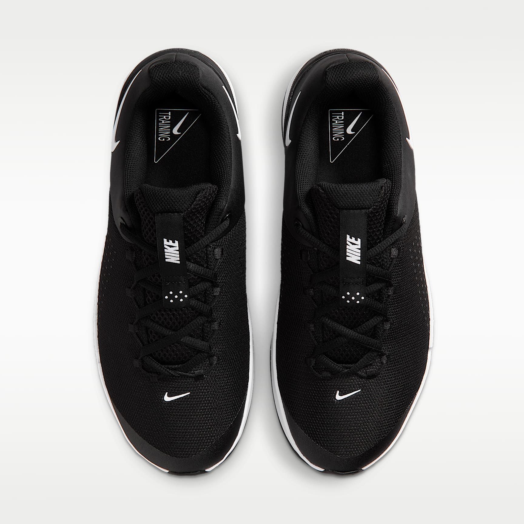 Nike MC Trainer 4 Trainingsschuh (Herren) – Schwarz/Weiß