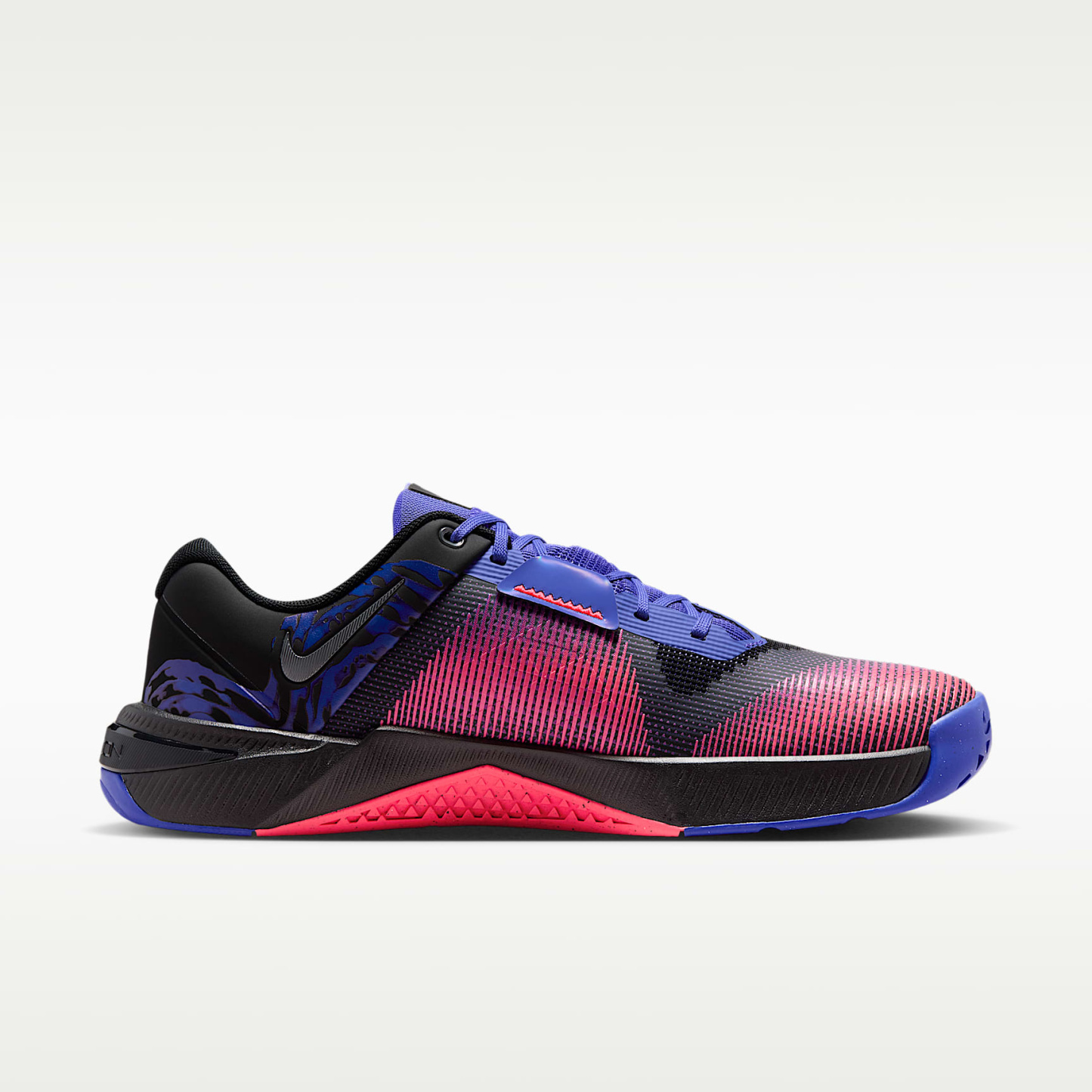 Nike Metcon 10 AMP Trainingsschuh (Herren) – Schwarz/Hyper Punch/Metallic Platinum