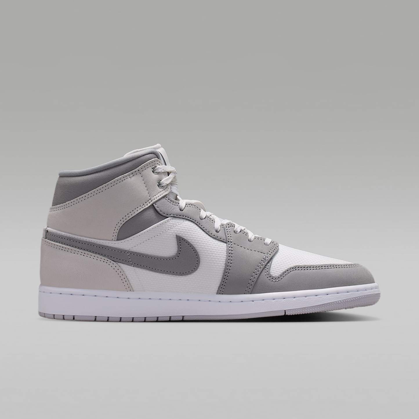 Air Jordan 1 Mid SE Schuh (Herren) – Summit White/Phantom/Sail/Light Smoke Grey