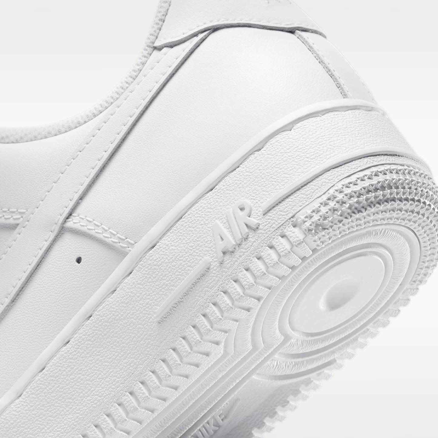Nike Air Force 1 '07 Schuh (Damen) – Weiß/Weiß/Weiß/Weiß
