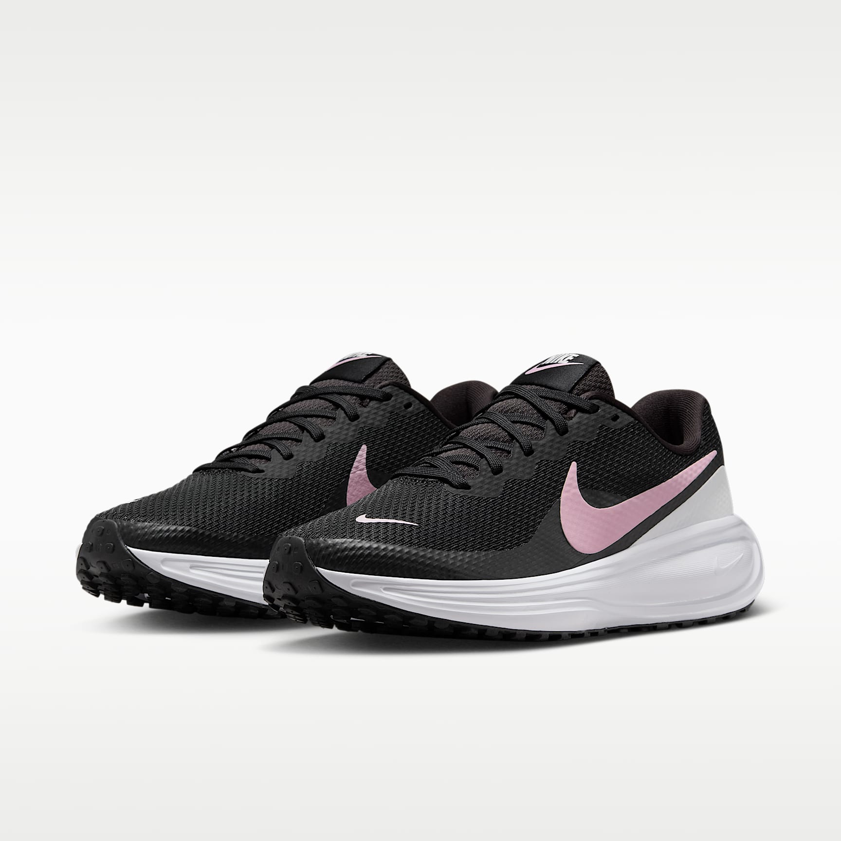 Nike Revolution 8 Straßenlaufschuh (Damen) – Schwarz/Weiß/Anthracite/Pink Foam