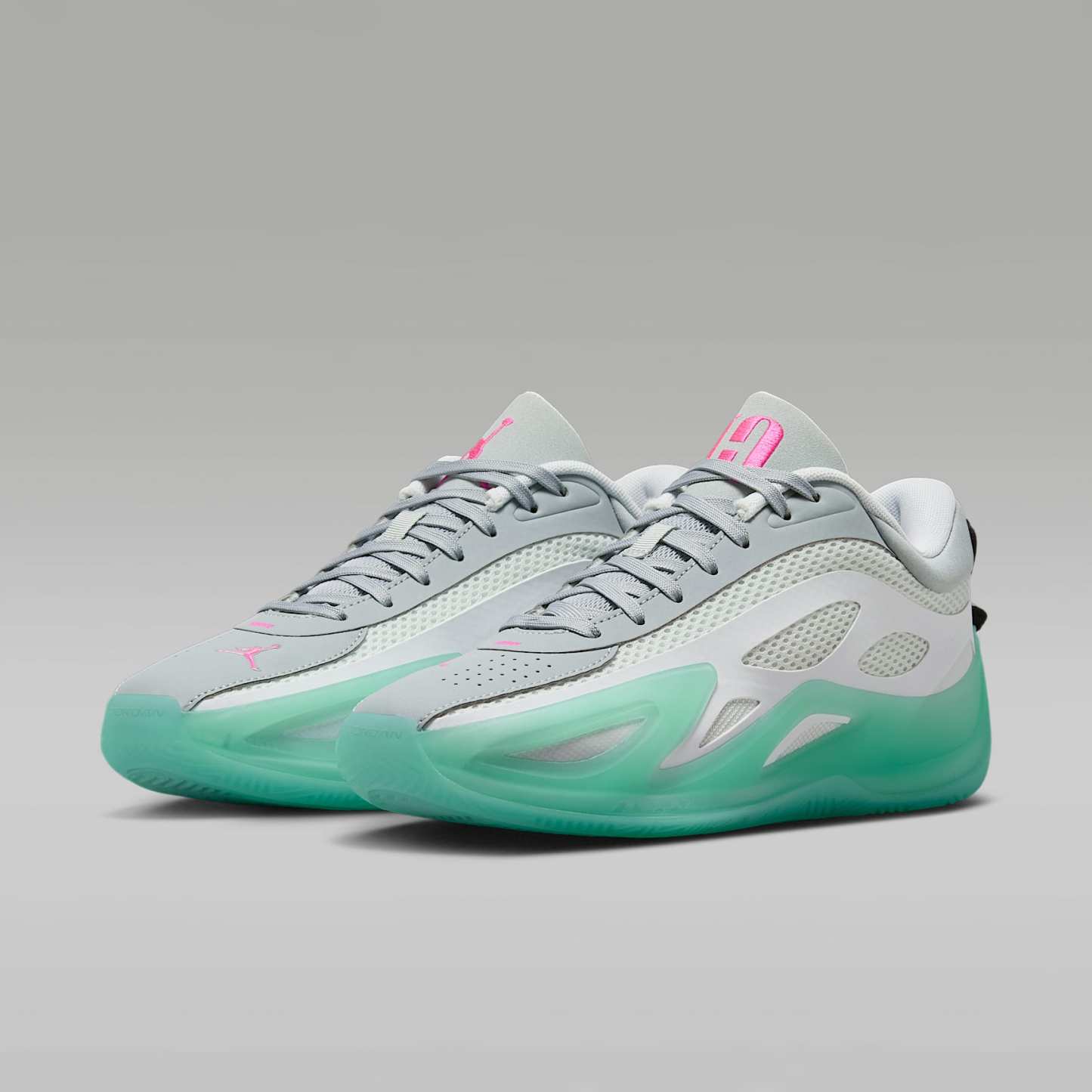 Jordan Heir Series 2 "Seafoam" Basketballschuh – Weiß/Metallic Silver/Pink Blast/Light Pumice