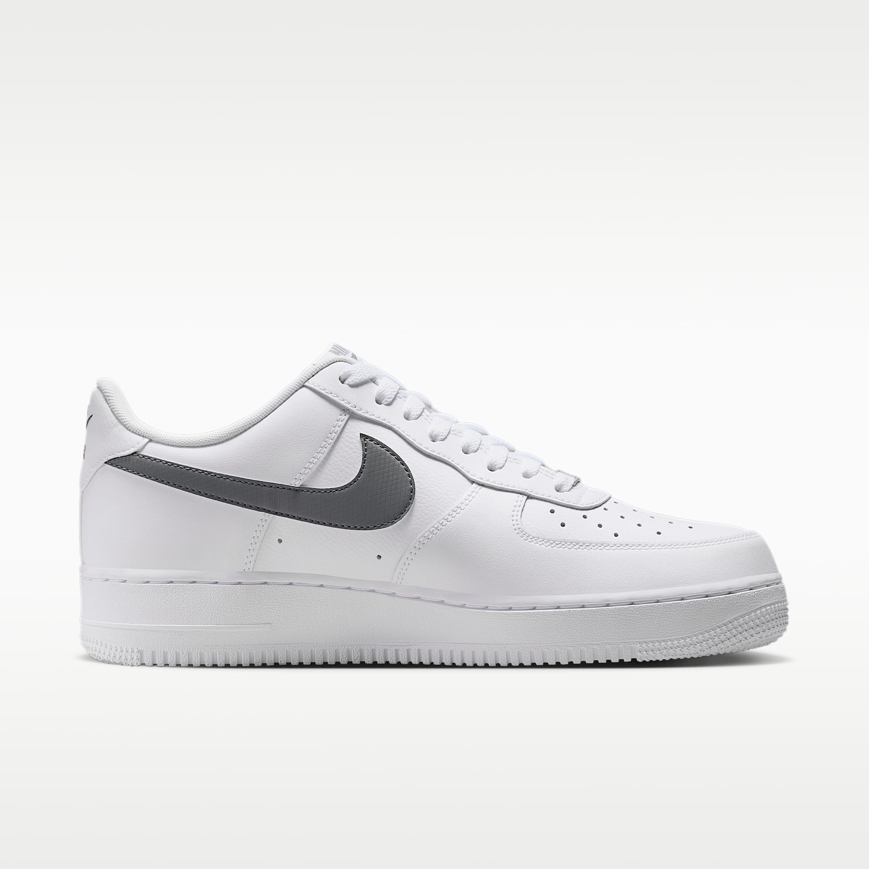 Nike Air Force 1 '07 Schuh (Herren) – Weiß/Fir/Cool Grey/Cool Grey