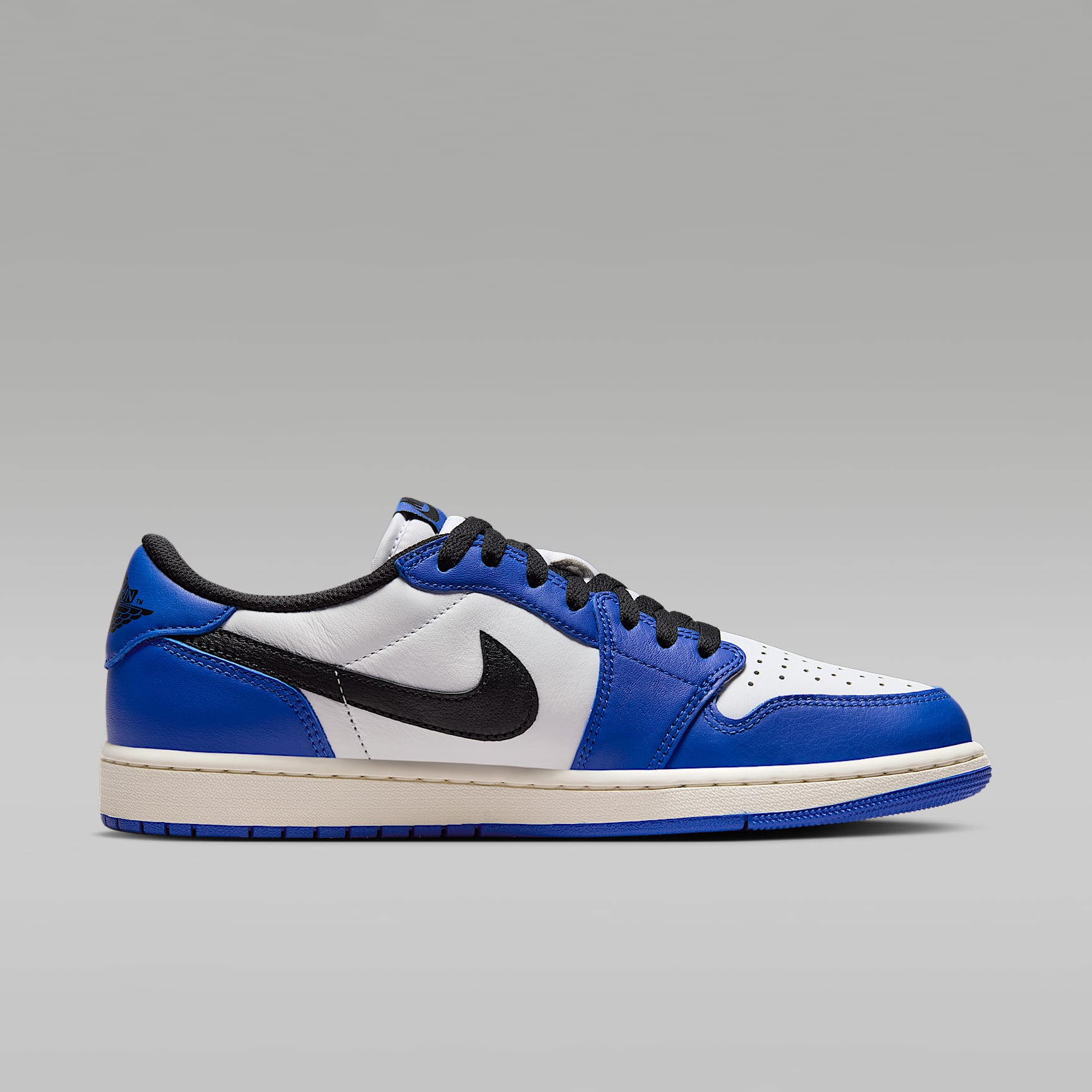 Air Jordan 1 Low "Game Royal" Schuh (Herren) – Weiß/Game Royal/Sail/Schwarz