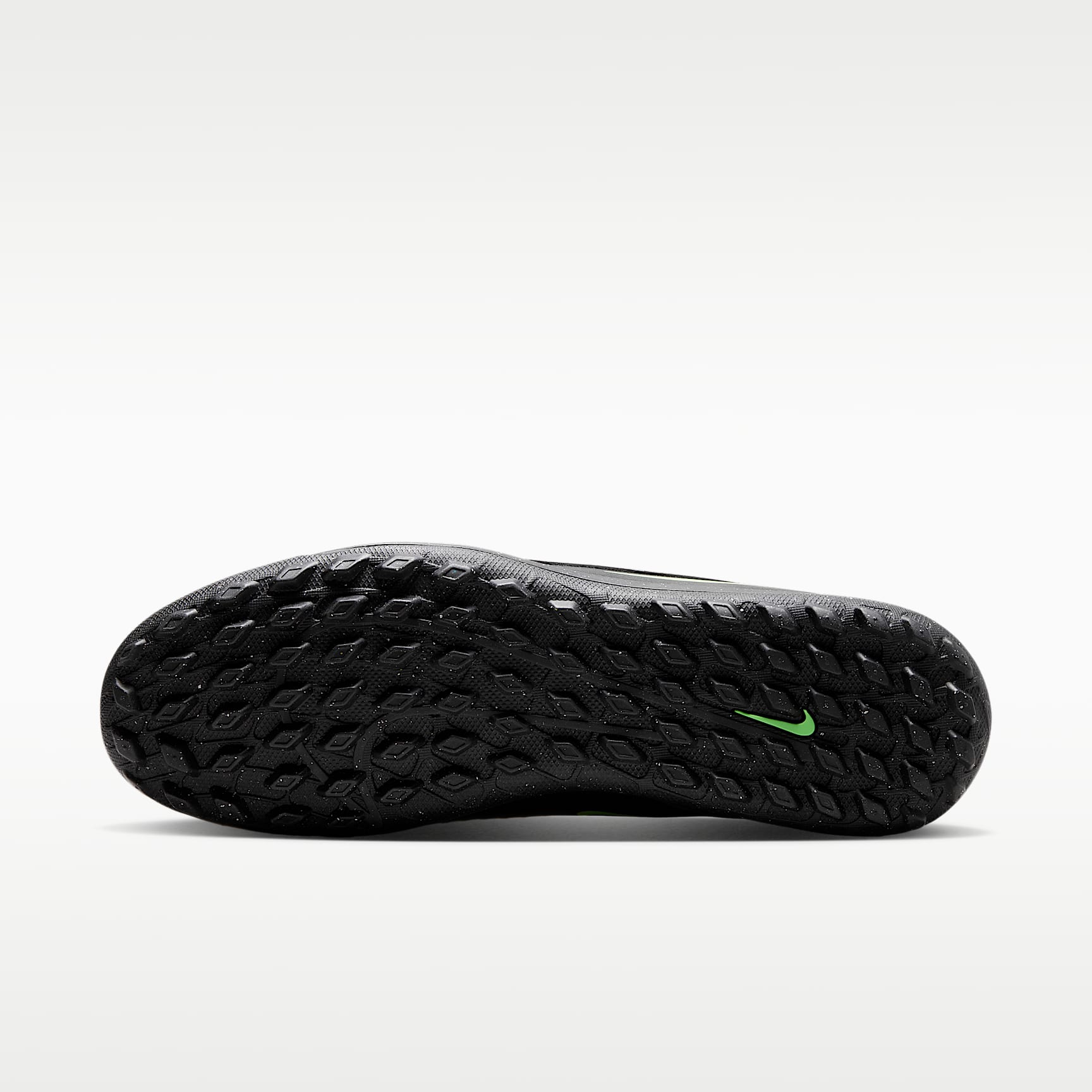 Nike Phantom 6 Low Club Fußballschuh für Turf – Schwarz/Schwarz/Illusion Green