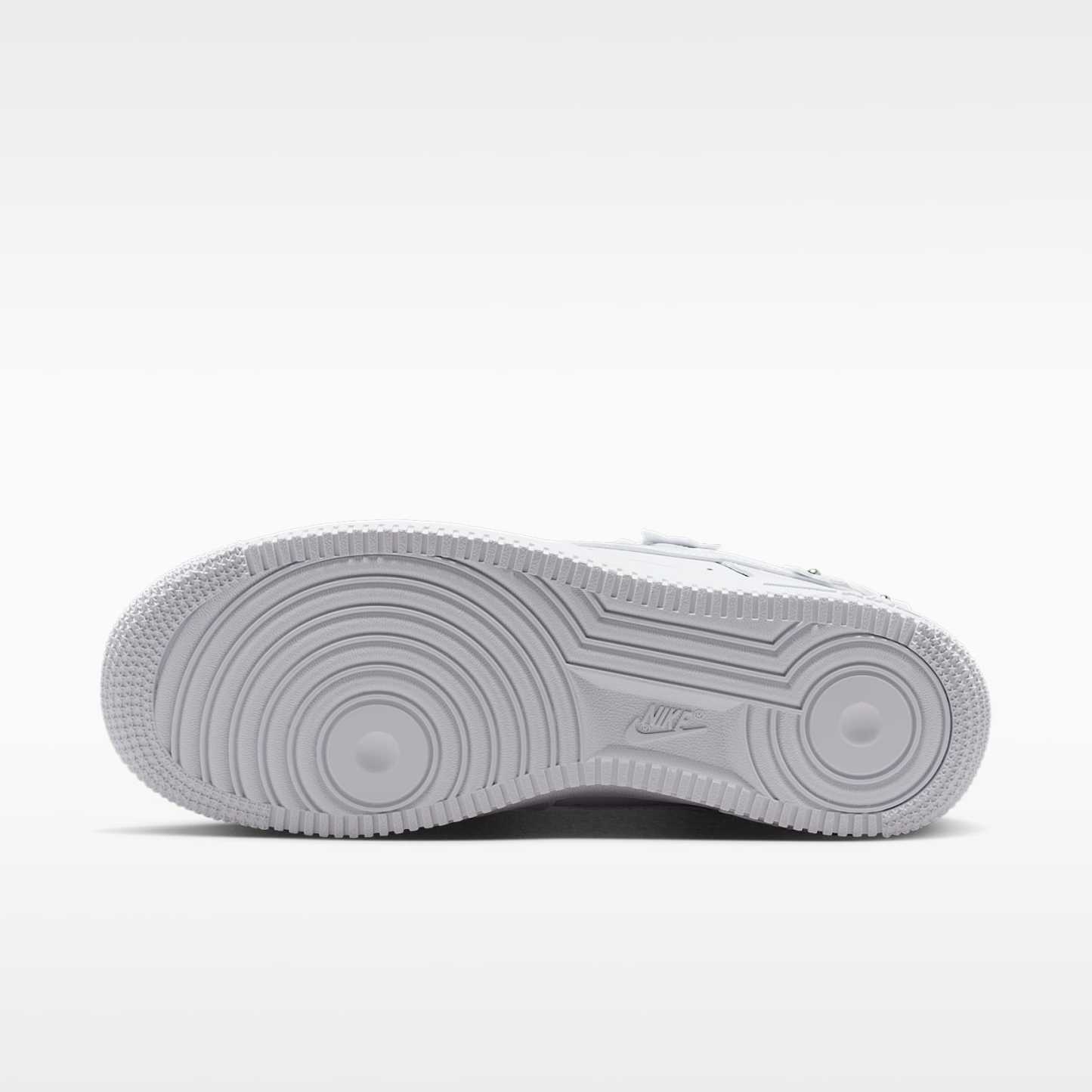 Nike Air Force 1 '07 "Florette" Schuh (Damen) – Weiß/Wolf Grey/Metallic Silver/Weiß