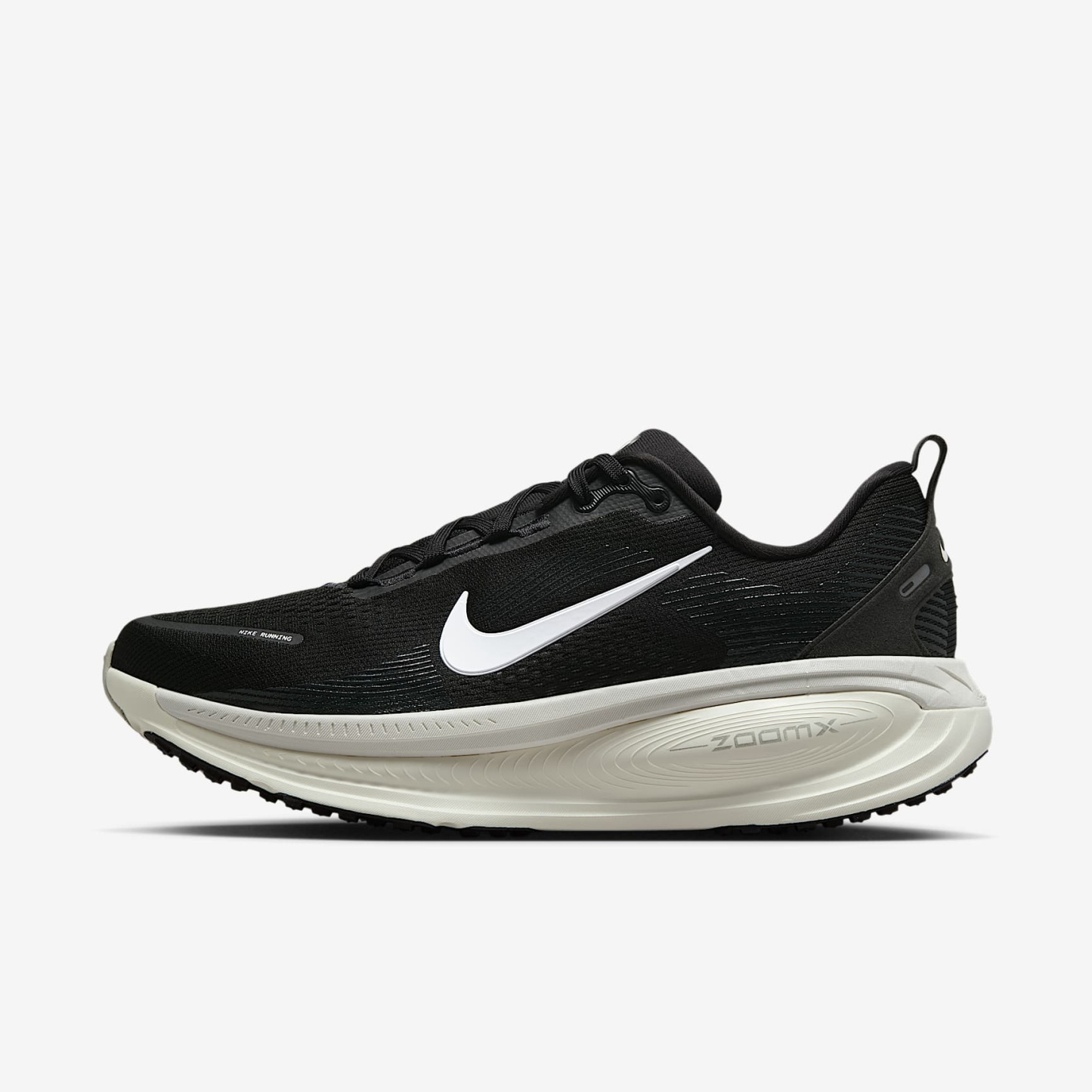 Nike Vomero 18 Straßenlaufschuh (Herren) – Schwarz/Coconut Milk/Light Iron Ore/Summit White