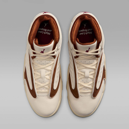 Air Jordan OG Damenschuh – Pale Ivory/Light British Tan/Muslin/Track Red