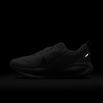 Nike Vomero 18 Straßenlaufschuh (Damen) – Weiß/Photon Dust/Summit White/Metallic Silver