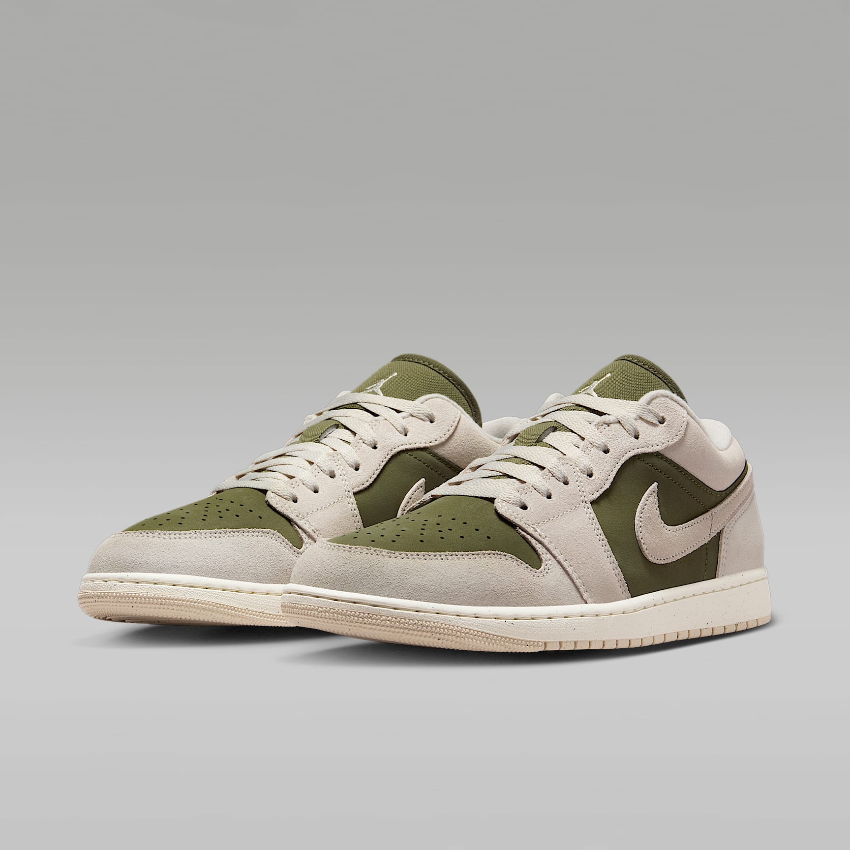 Air Jordan 1 Low SE Herrenschuh – Medium Olive/Sail/Light Orewood Brown