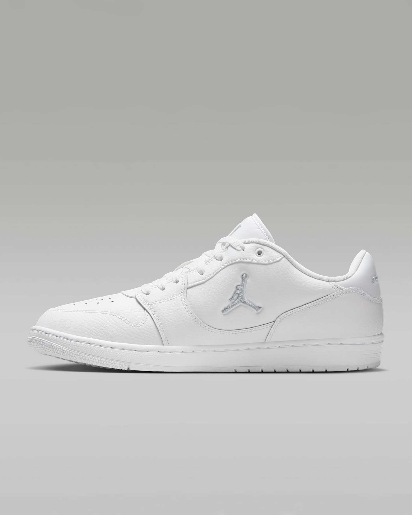 Jordan Court Connect Low Herrenschuhe – Weiß/Pure Platinum