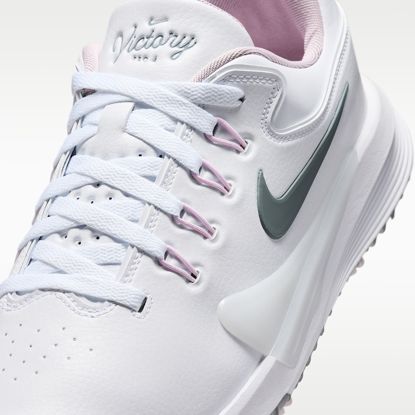 Nike Victory Pro 4 Golfschuh – Weiß/Weiß/Bleached Lilac/Cool Grey