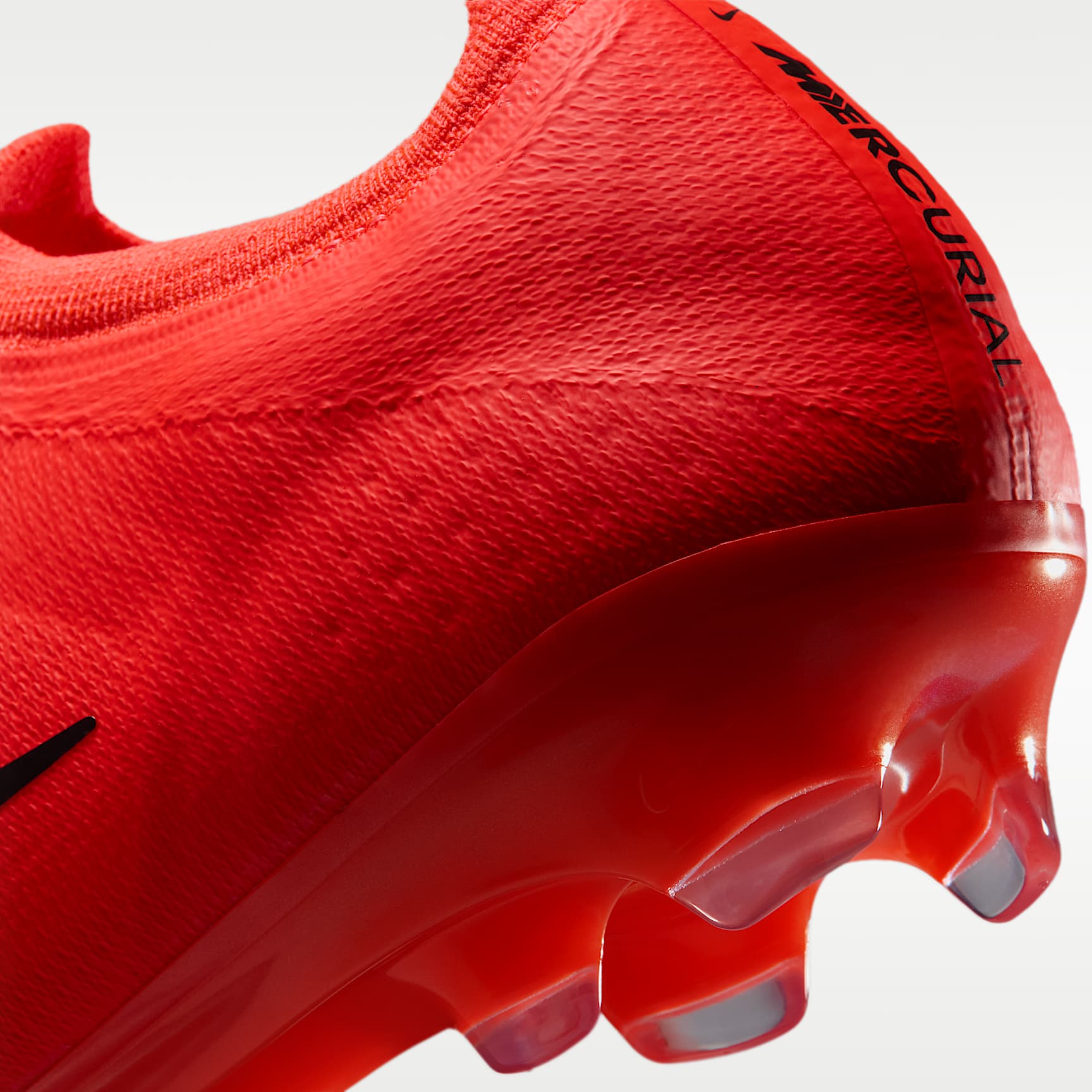Nike Mercurial Vapor 17 Elite Low-Top-Fußballschuh für normalen Rasen – Bright Crimson/Blur