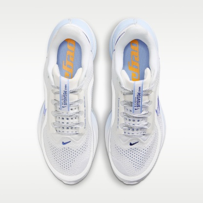 Nike Pegasus Premium Straßenlaufschuh (Damen) – Weiß/Aluminum/Sundial/Mystic Navy