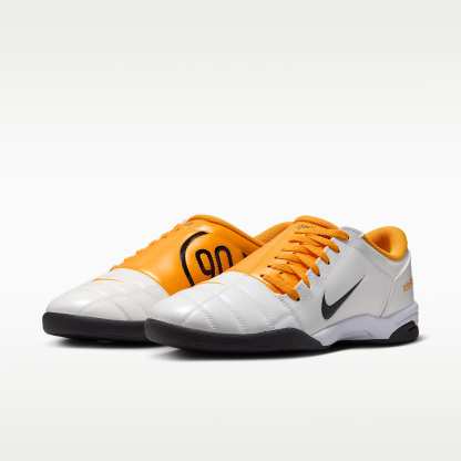 Nike Total 90 Schuh (Herren) – Weiß/University Gold/Schwarz