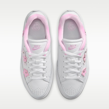 Nike Tennis Centre "Florette" Schuh (Damen) – Weiß/Bleached Lilac/Metallic Silver/Pink Rise