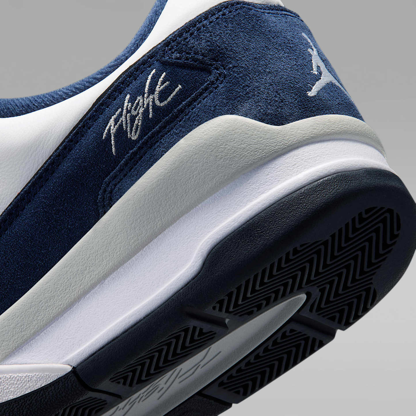Jordan Flight Court Schuh (Herren) – Weiß/Light Smoke Grey/Obsidian/College Navy
