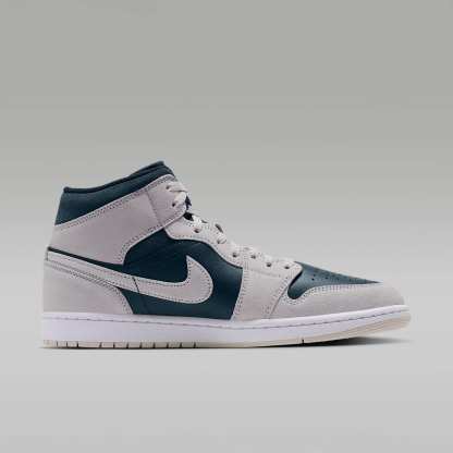 Air Jordan 1 Mid Herrenschuh – Light Orewood Brown/Midnight Spruce/Weiß/Pale Ivory
