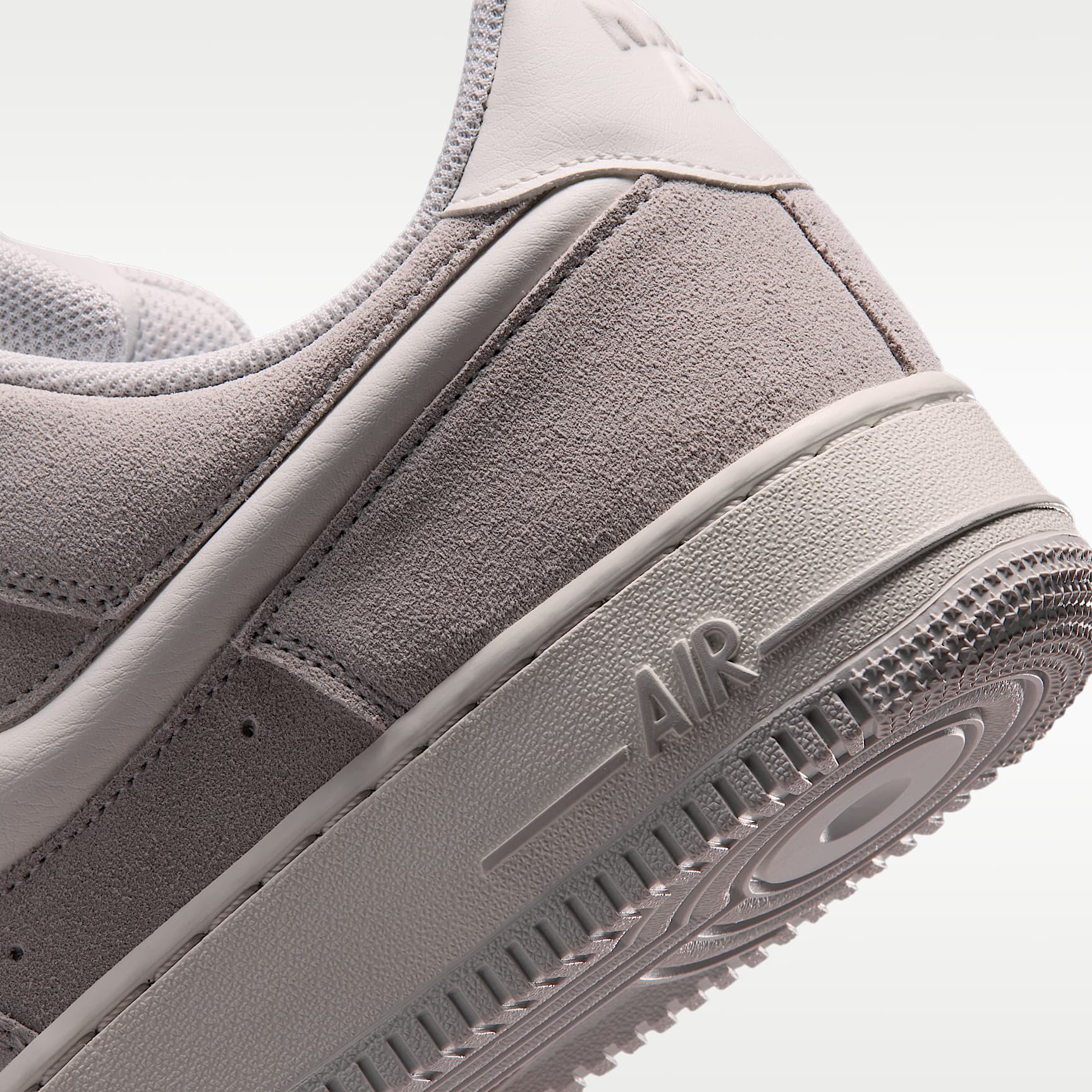 Nike Air Force 1 '07 LV8 Schuh (Herren) – Vast Grey/Sail